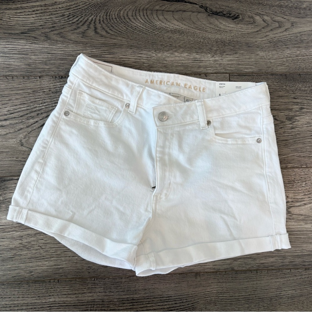 American Eagle Outfitters Women's Super High Rise White Mom Shorts